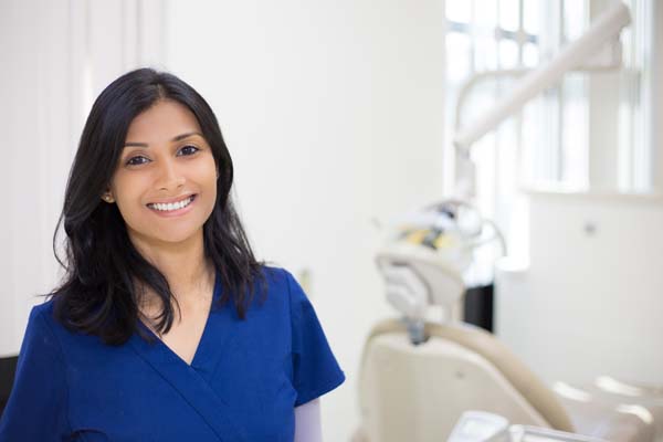 Tips To Strengthen Teeth From A General Dentist